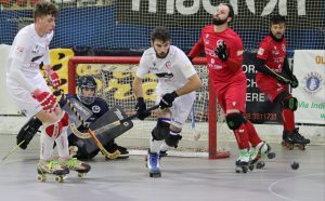 hockey-pista-circolo-pattinatori-grosseto-derby-ALICE-RRD-giocatori-Ciupi-Bianchi