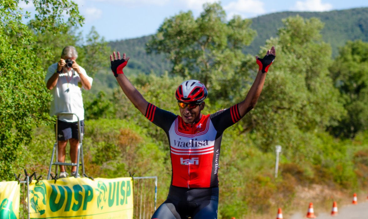 ciclismo-arrivo-Diego-Giuntoli.